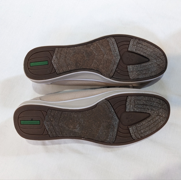 Grasshoppers Tan and White Boat Shoe Loafers Size 7 - Picture 9 of 11